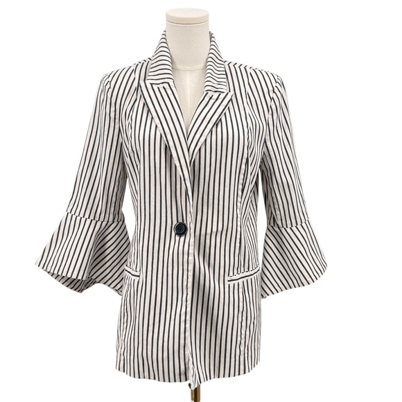 Cabi Women's  Jacket Bell Sleeve Striped Single Button Blazer Navy White Size 8 - Picture 2 of 8